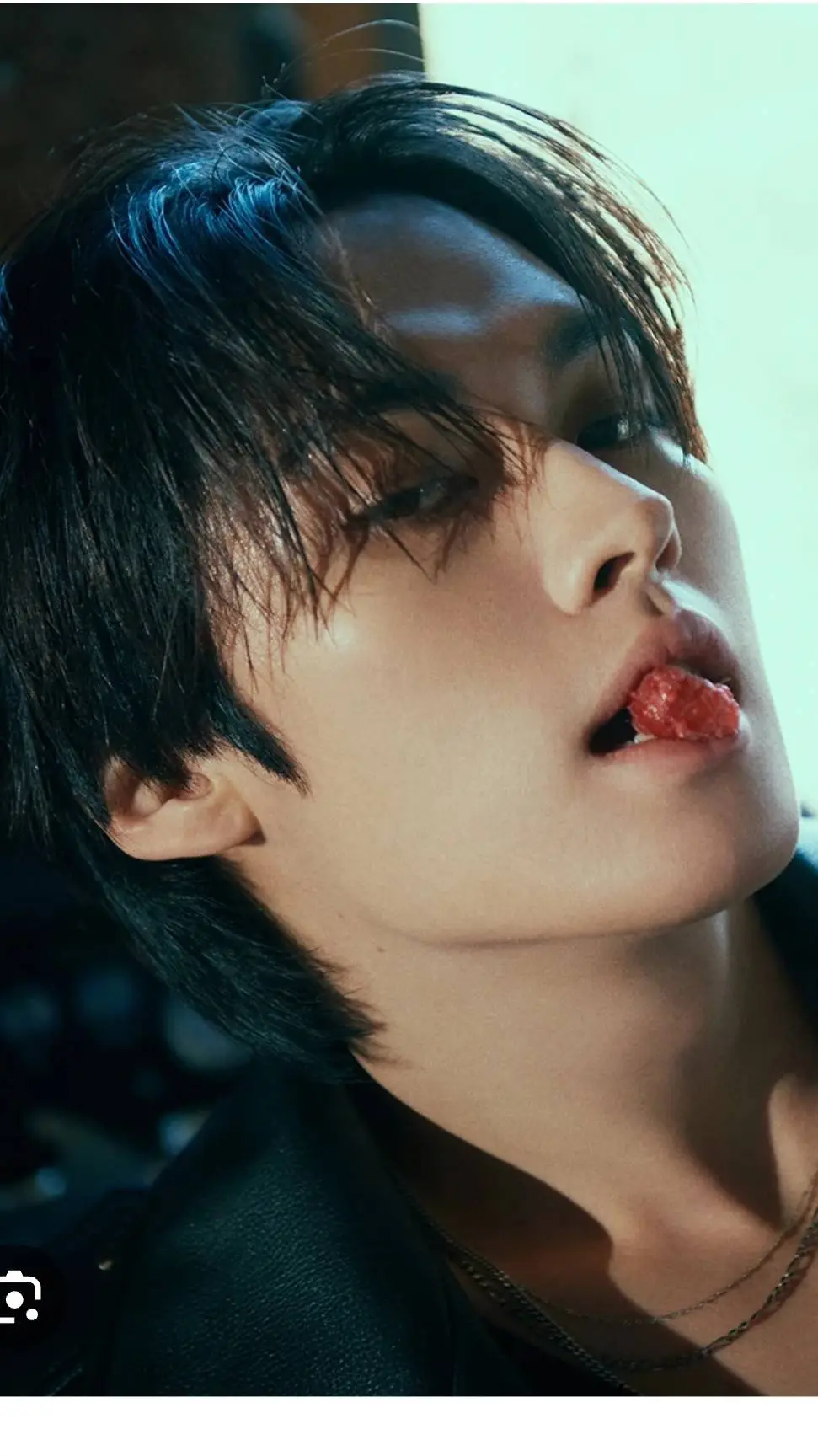 ai character: leeknow  background