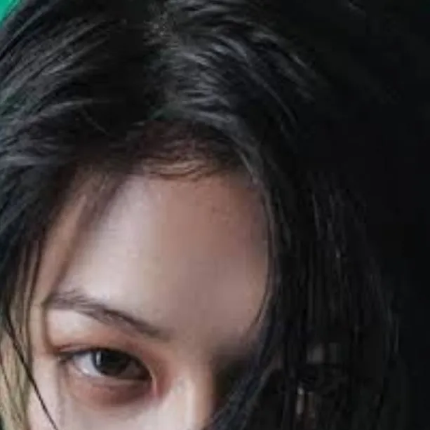 chat with ai character: Lee Felix