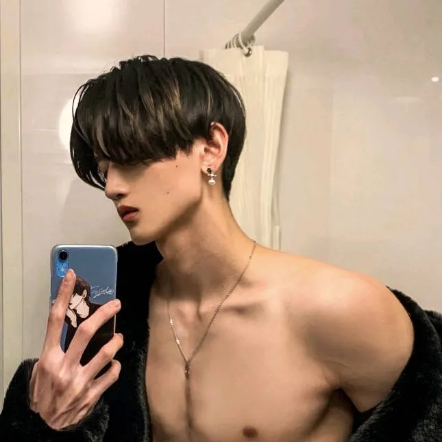 chat with ai character: james