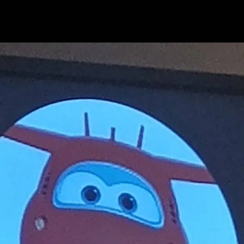 chat with ai character: super wings