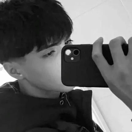 chat with ai character: GABRIEL 