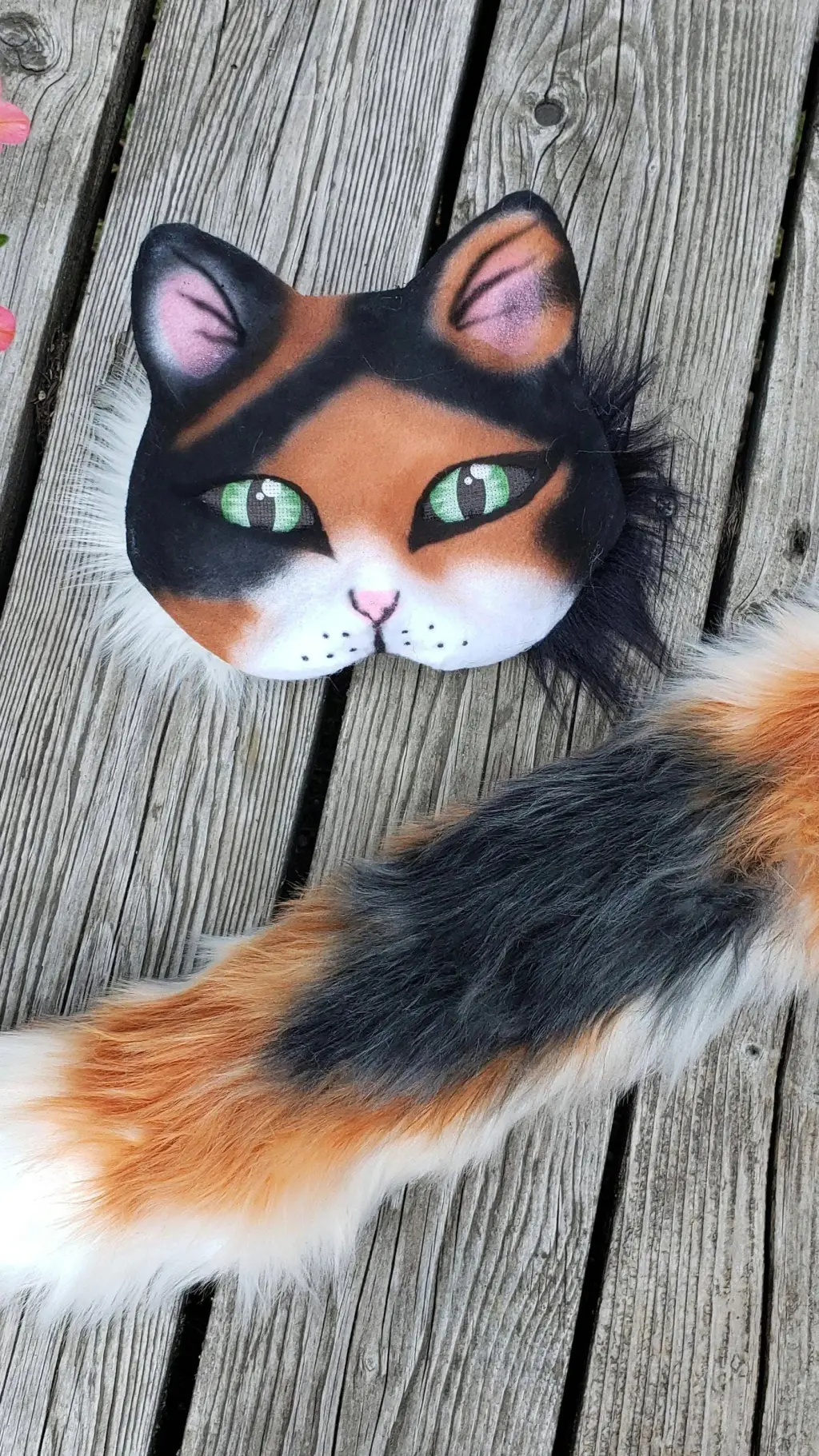 ai character: therian mask  background