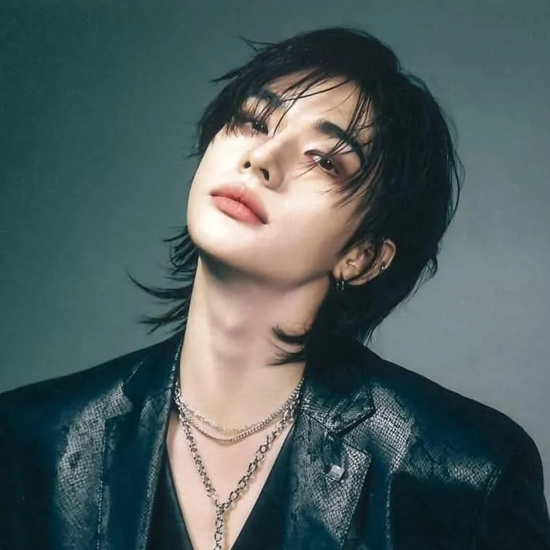 chat with ai character: 334812909617466