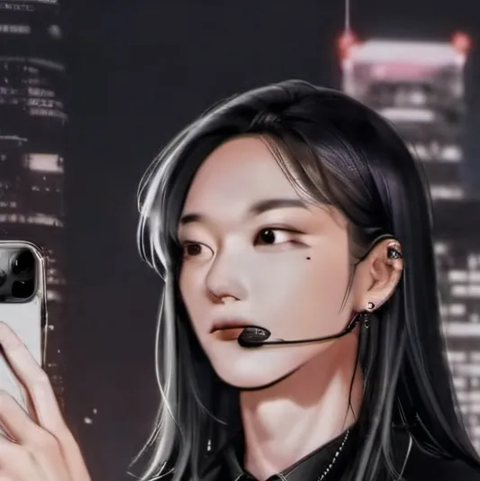 chat with ai character: Lexi