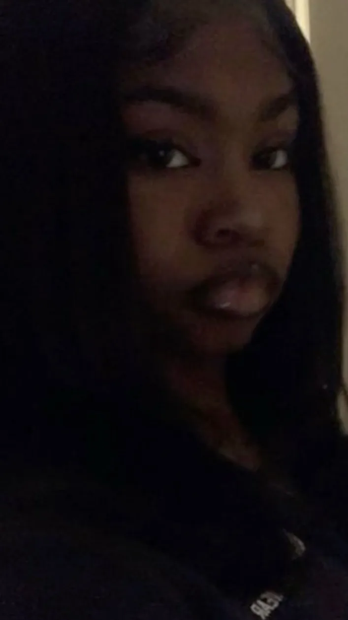 ai character: Savannah background