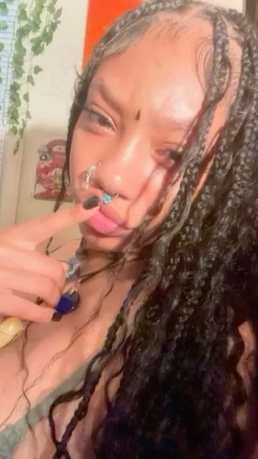 ai character: Jada❤️‍🩹￼￼ background