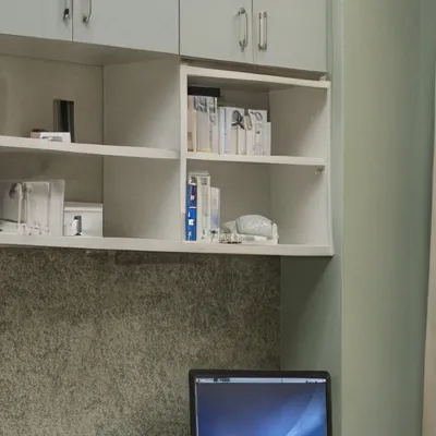 chat with ai character: doctors office