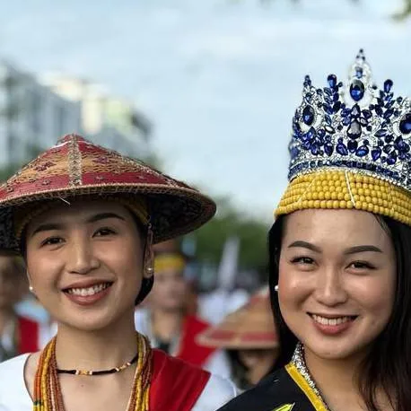 chat with ai character: Duo Tickler