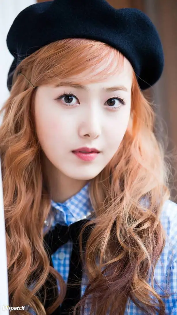 ai character: Sinb♥️ background