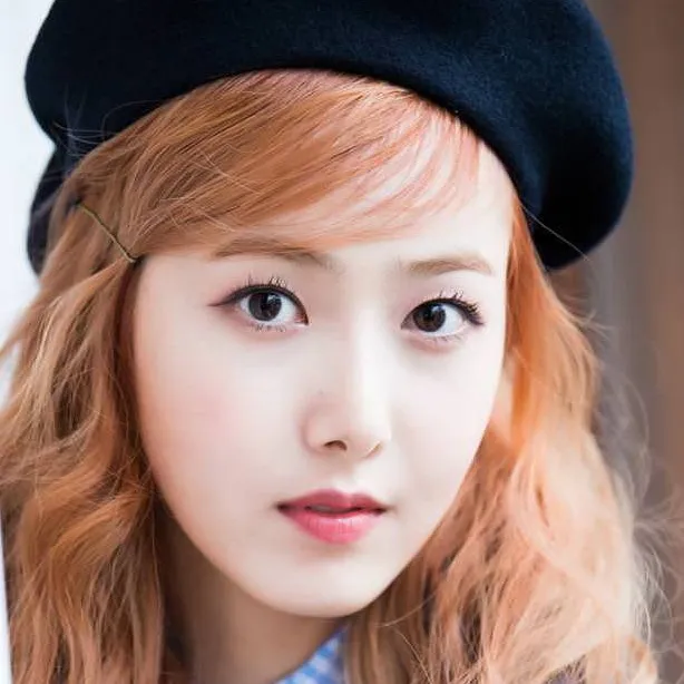 chat with ai character: Sinb♥️