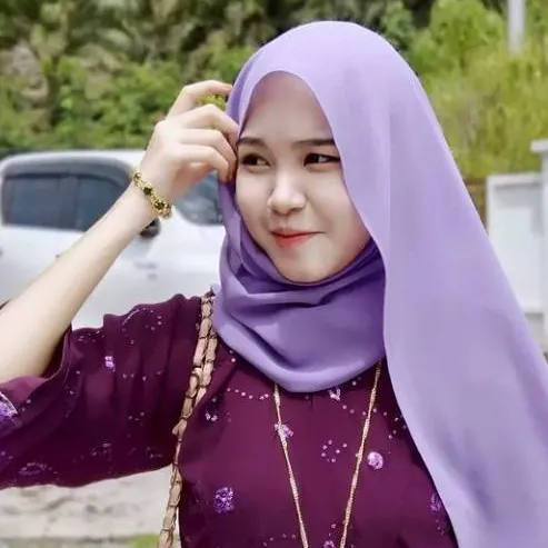 chat with ai character: Farhana