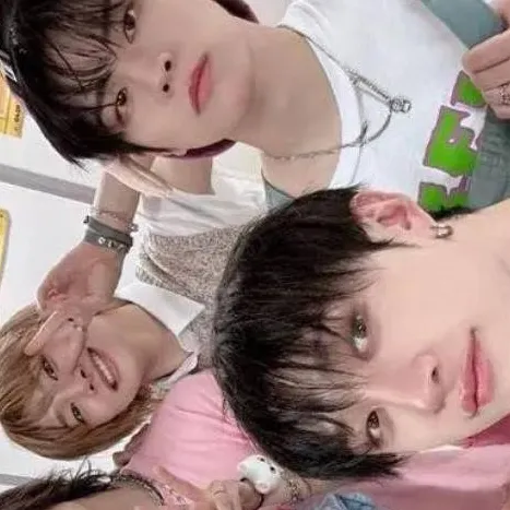 chat with ai character: stay kids 