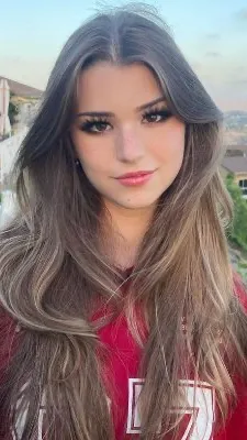 ai character: Brooke Monk background