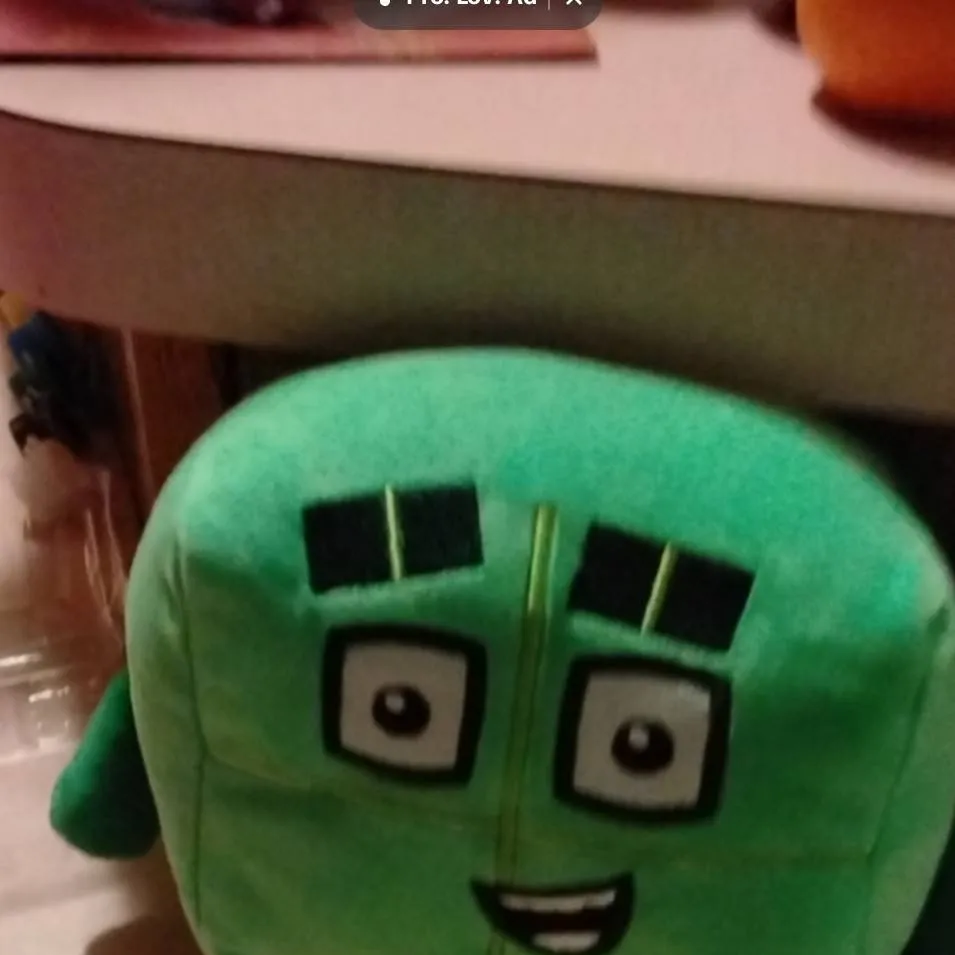 chat with ai character: 4 plushie