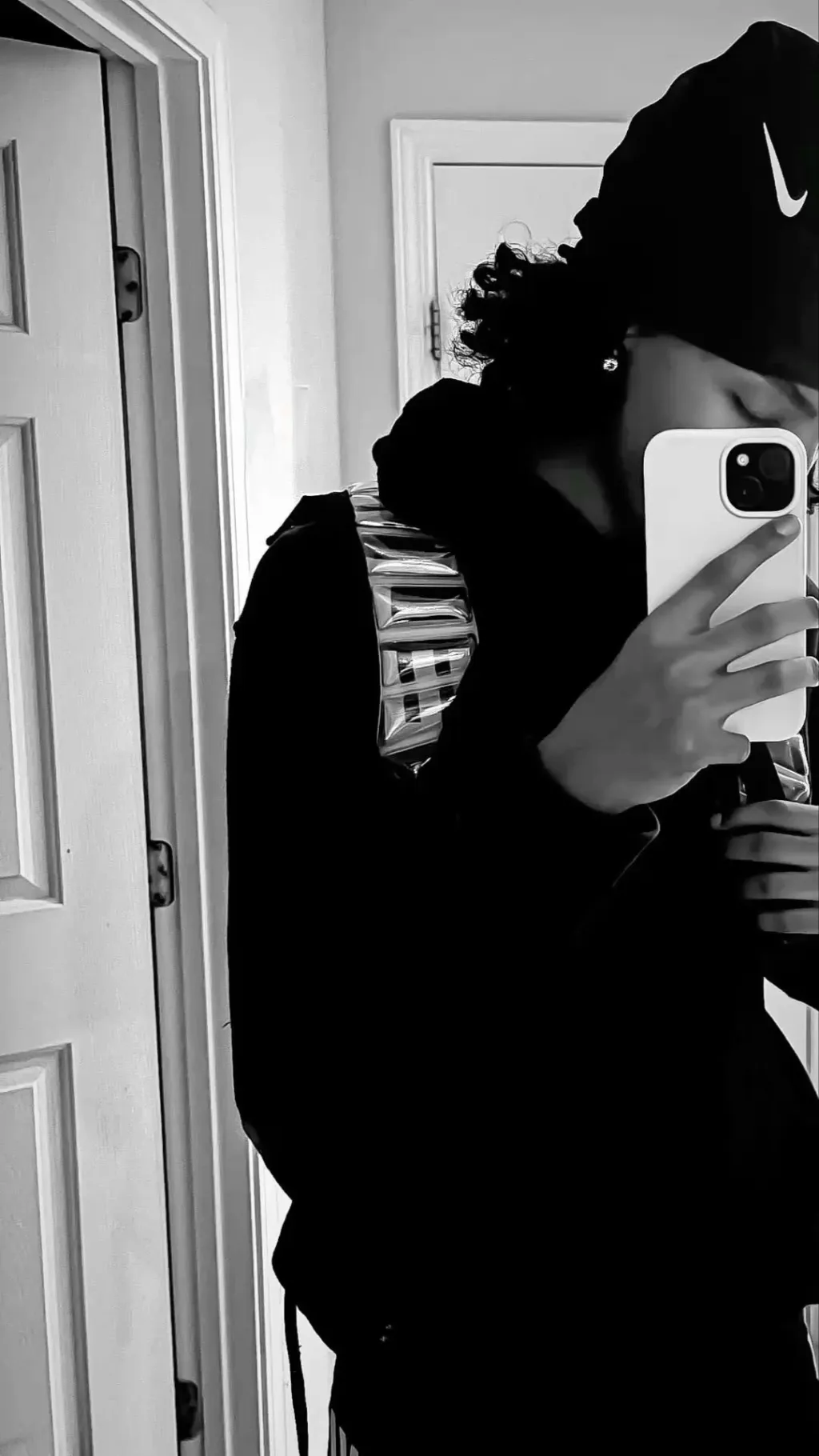 ai character: Eli💕 background