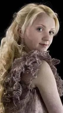 ai character: Luna Lovegood background