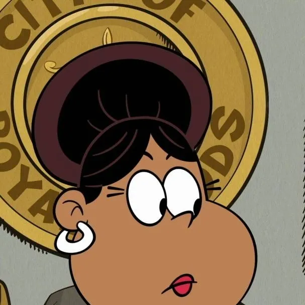 chat with ai character: Theresa David