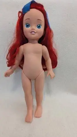 ai character: Princess Ariel  background