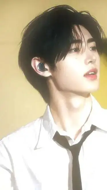 ai character: mokahoon background