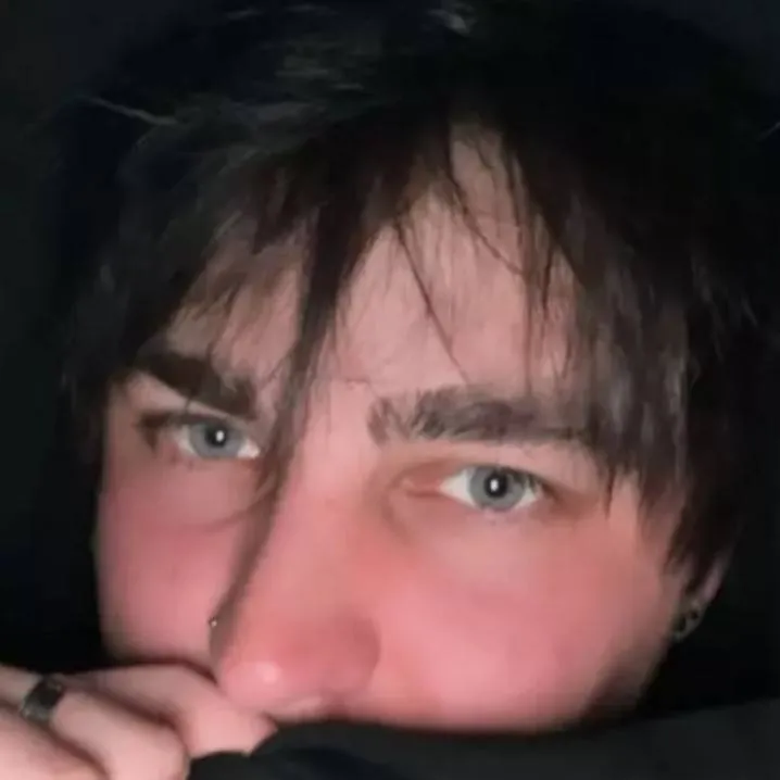 chat with ai character: colby brock