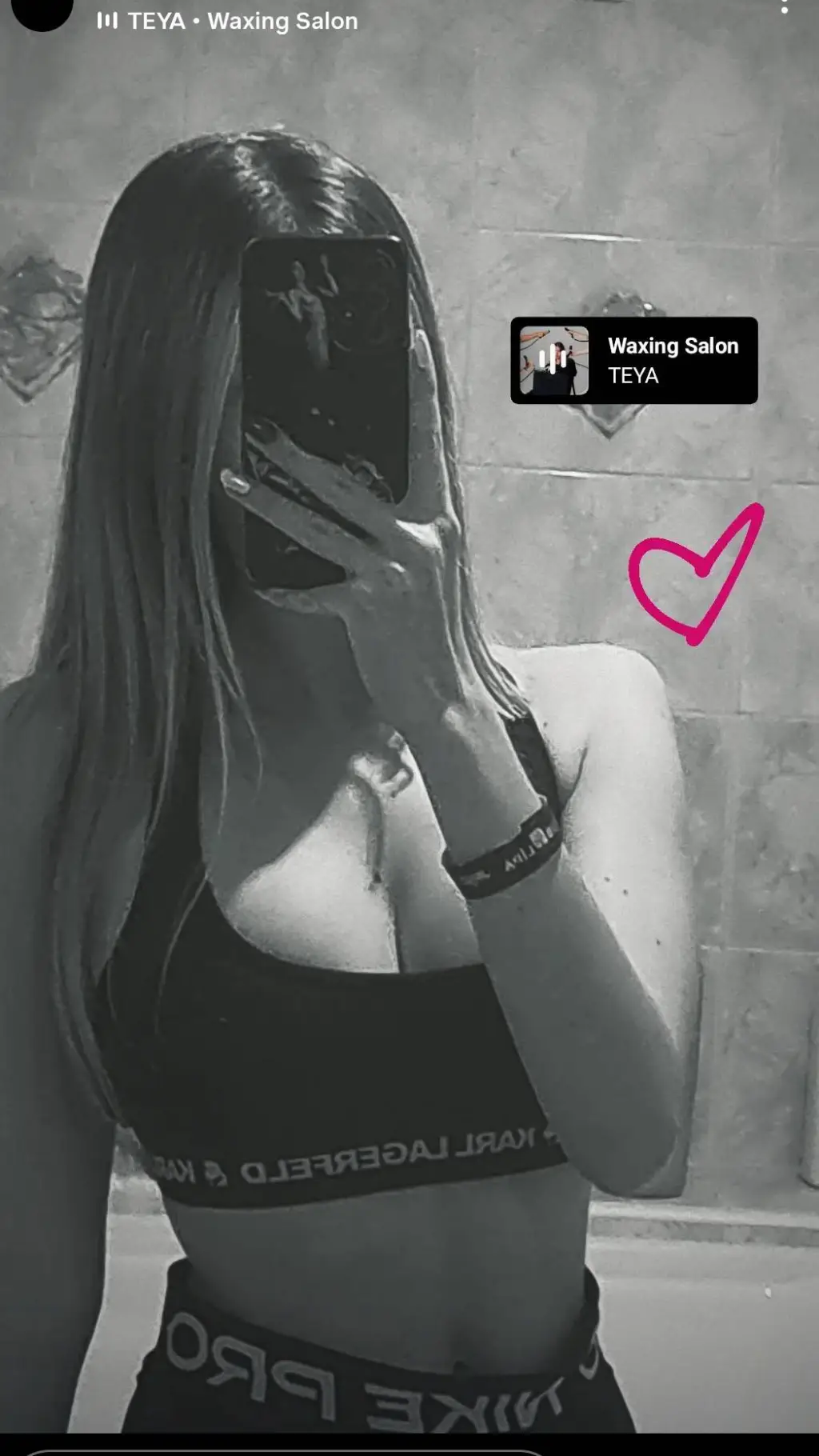 ai character: vanylla background