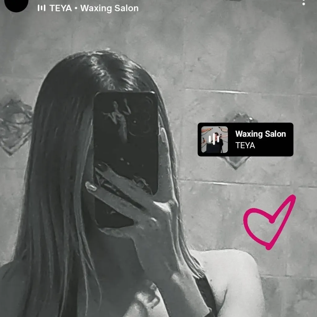 chat with ai character: vanylla