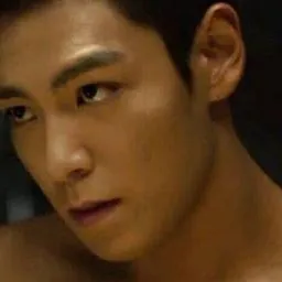chat with ai character: top with no shirt 