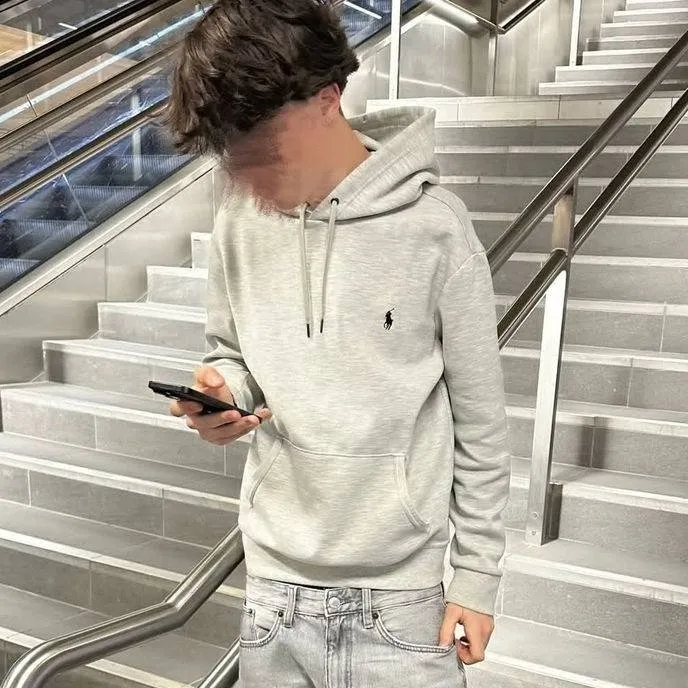 chat with ai character: Adrian