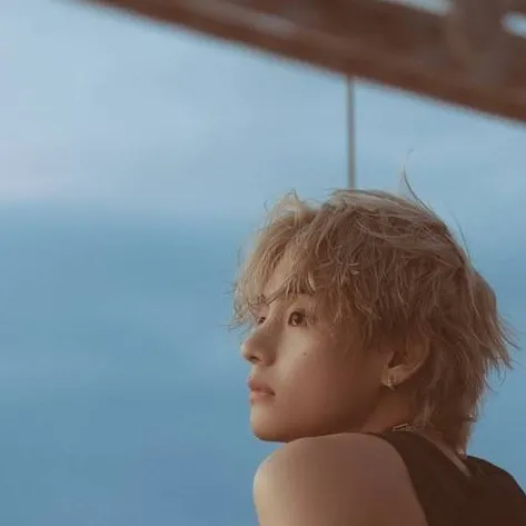 chat with ai character: Kim Taehyung
