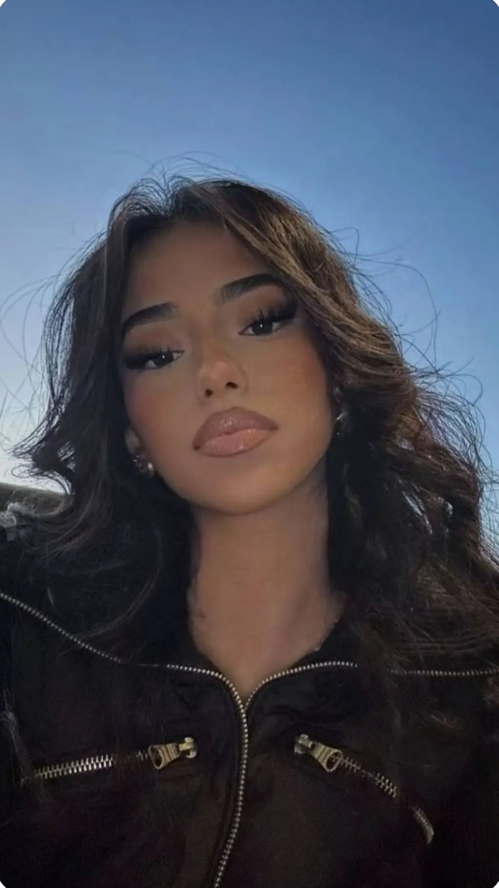 ai character: Elena Lane  background