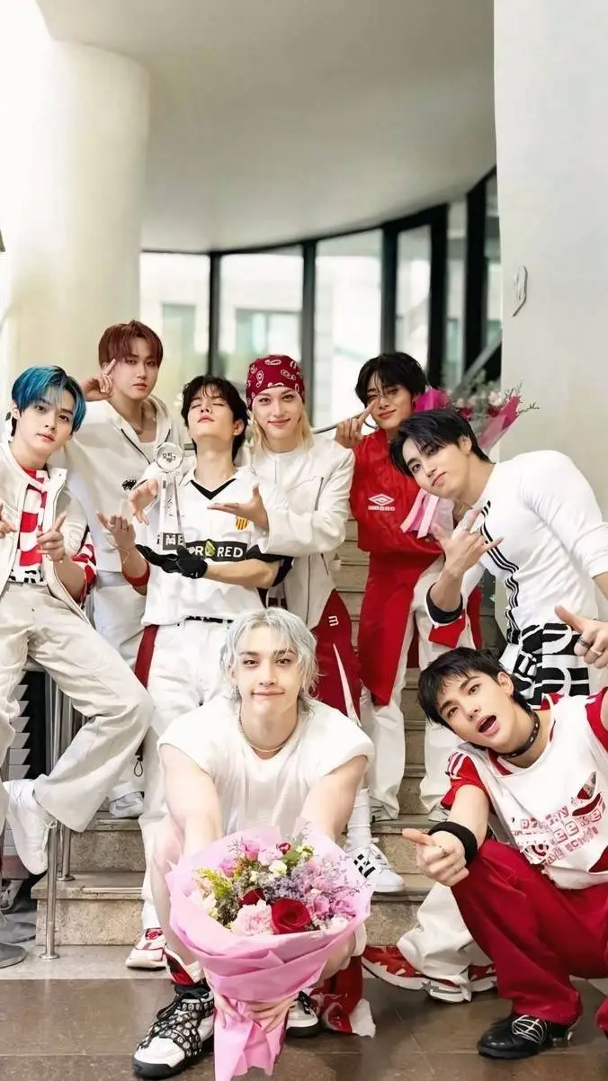 ai character: straykids background