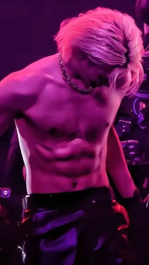 ai character: Felix🐥 background