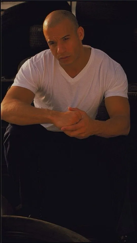 ai character: Dominic background