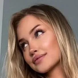 chat with ai character: Gina