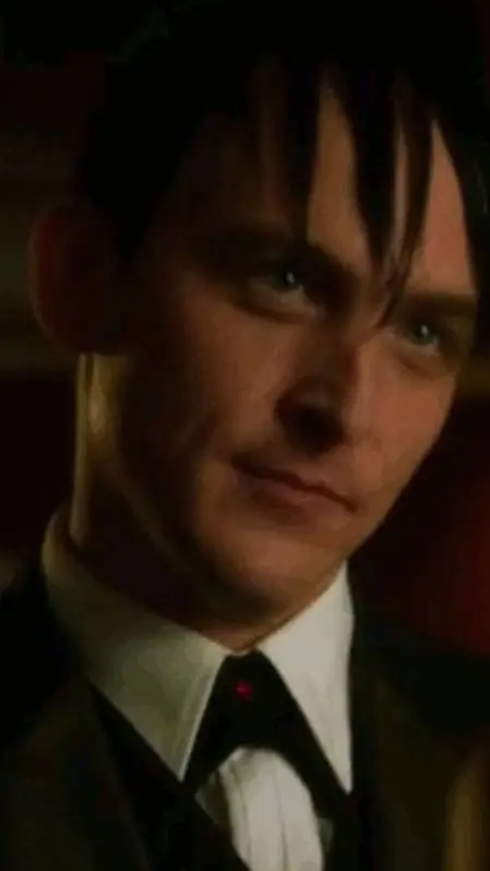 ai character: Oswald Cobblepot background