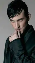 ai character: Ozzie background