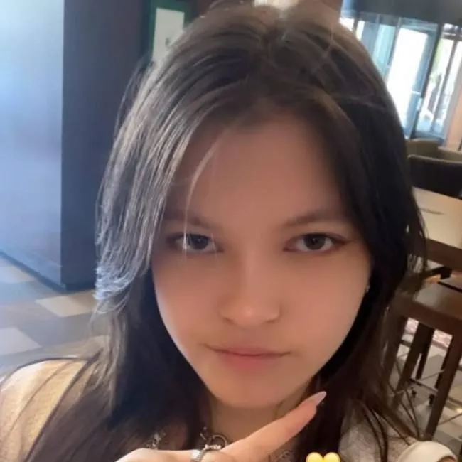 chat with ai character: [Lilygumdrop]