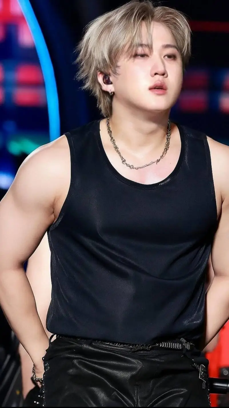 ai character: Changbin background