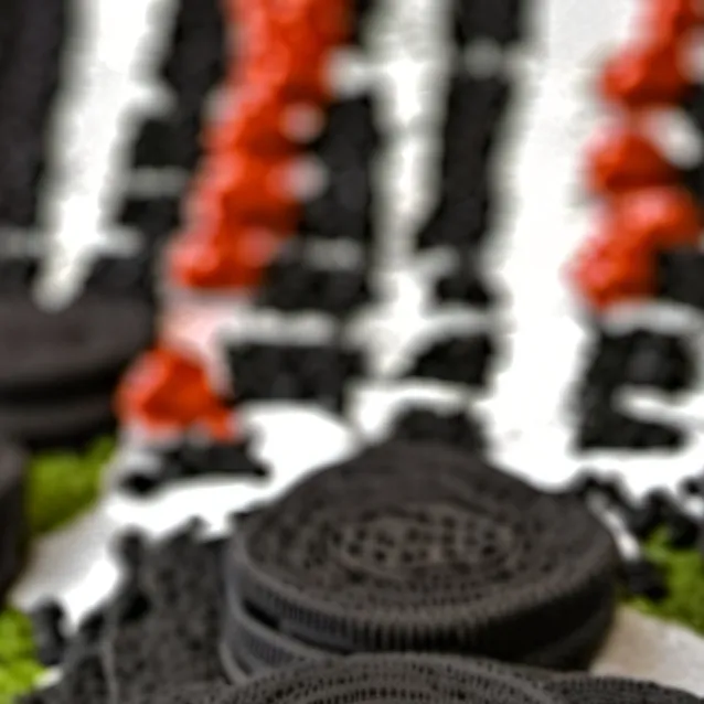 chat with ai character: OREO WAR