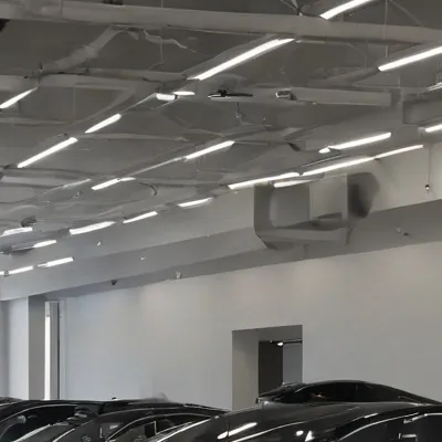 chat with ai character: Tesla￼ dealership