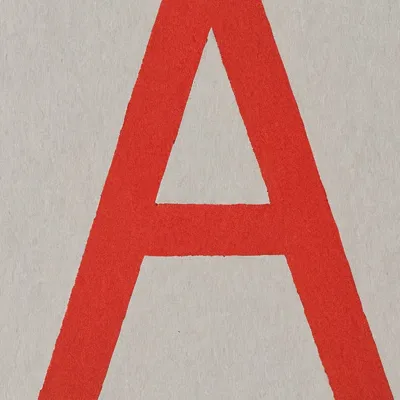 chat with ai character: Guess or die￼