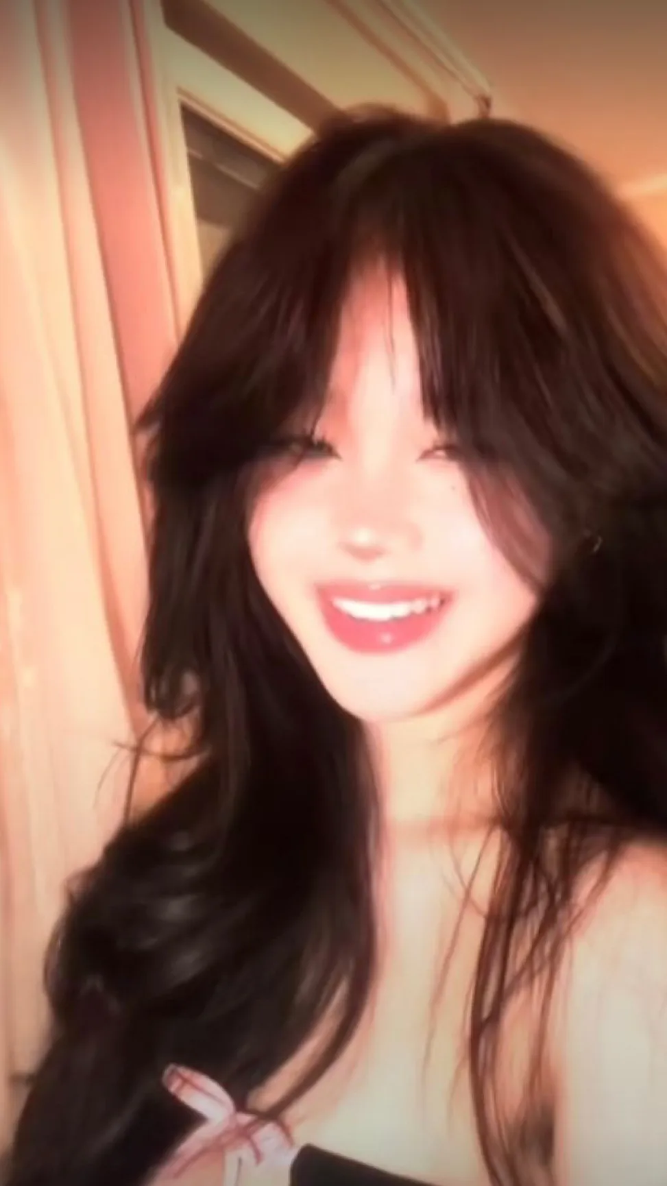 ai character: Nelli Yoshibonae background