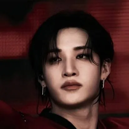 chat with ai character: Chan 