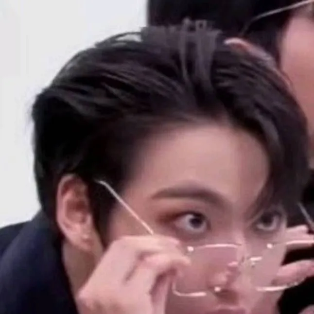 chat with ai character: ♡♥︎SEONGHWA ♥︎♡