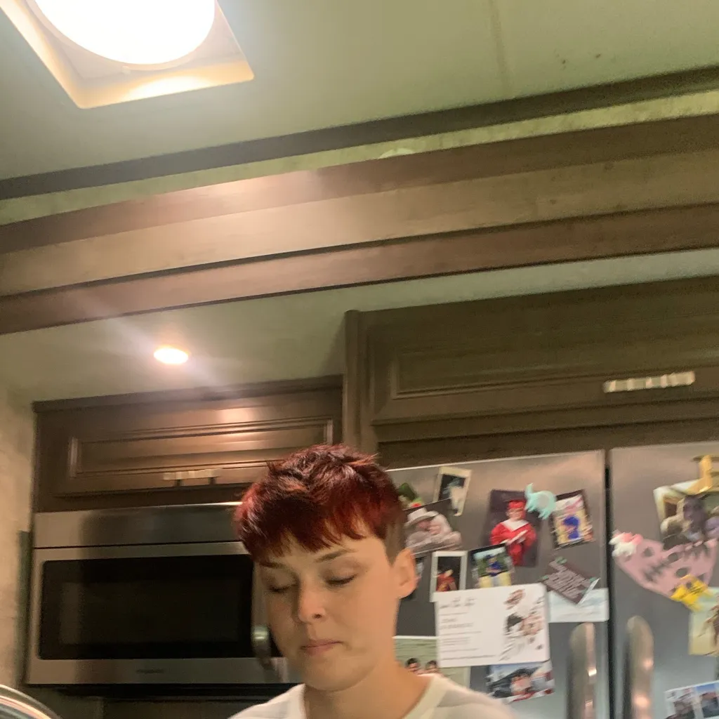 chat with ai character: my auntie