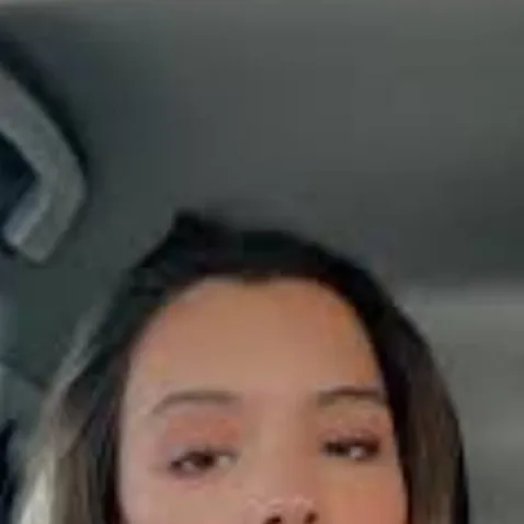 chat with ai character: Ana sofia w