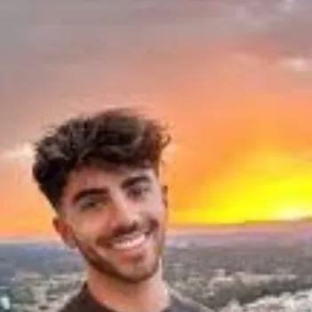 chat with ai character: fede