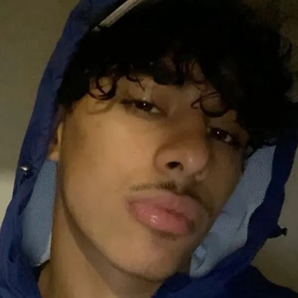 chat with ai character: {~>Ali<~}