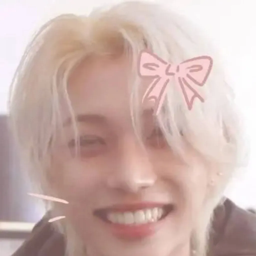 chat with ai character: Hyunlix💓