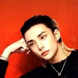 chat with ai character: 🔥Hyunlix🔥